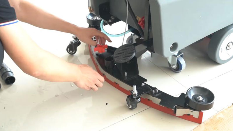 如何正確使用洗地機